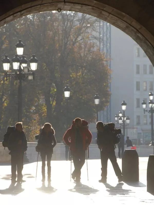 寰掓琛岃蛋鐨勮繃绋嬩綋楠屽拰鏀惰幏,绗竴娆″緬姝ヤ笉鍚屼汉缇ょ殑寰掓鎰熷彈