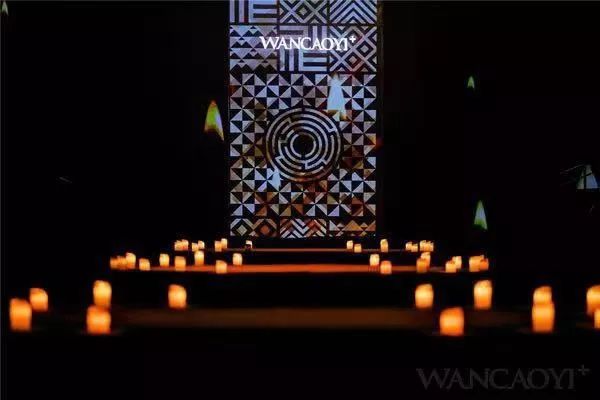 穿上TA，你就是时尚界最浪漫的哲学家