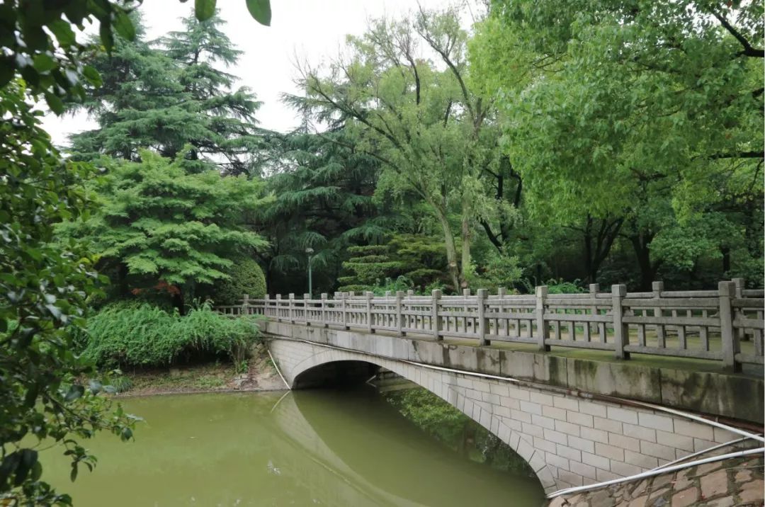 西郊宾馆美如画,西郊宾馆5000平别墅