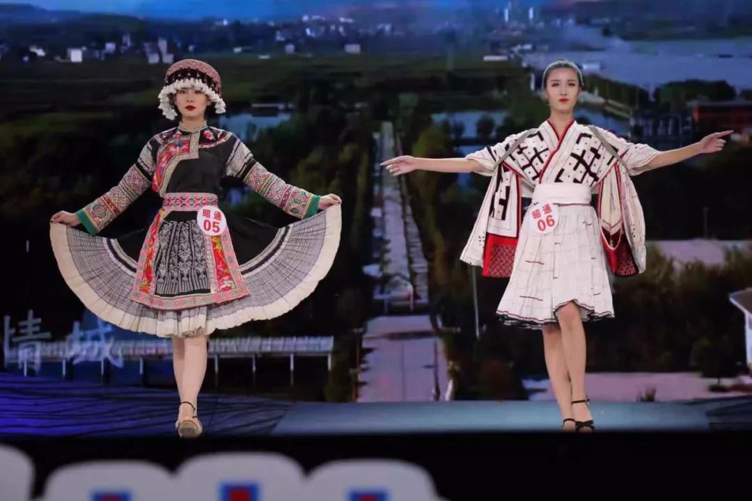 云南好看的民族服饰,来云南一定要穿的民族服饰