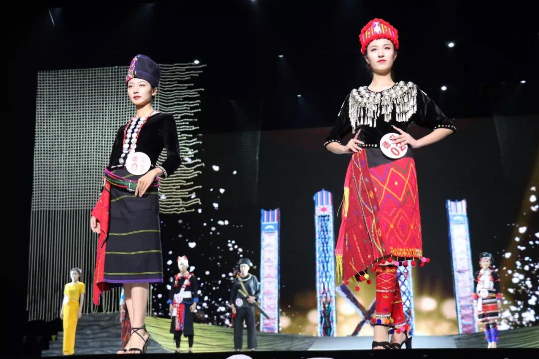 云南好看的民族服饰,来云南一定要穿的民族服饰