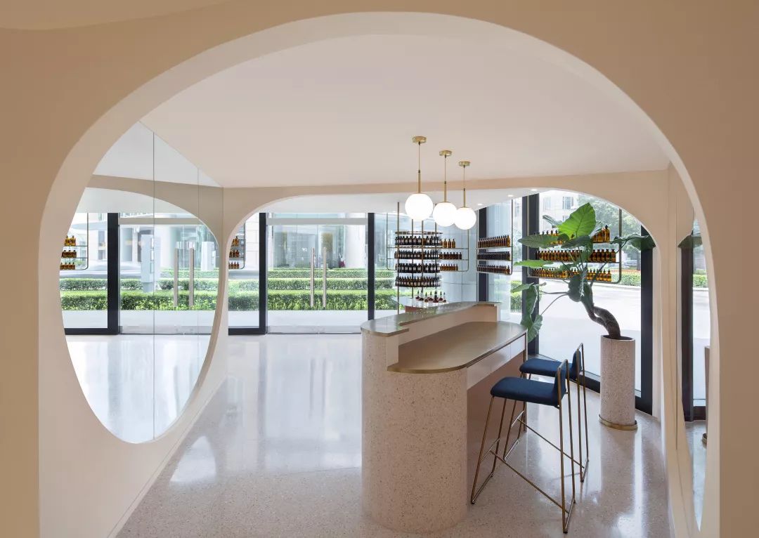 拒绝花哨!建筑师CP孙大勇×万书言,携手打造洞穴式美容院