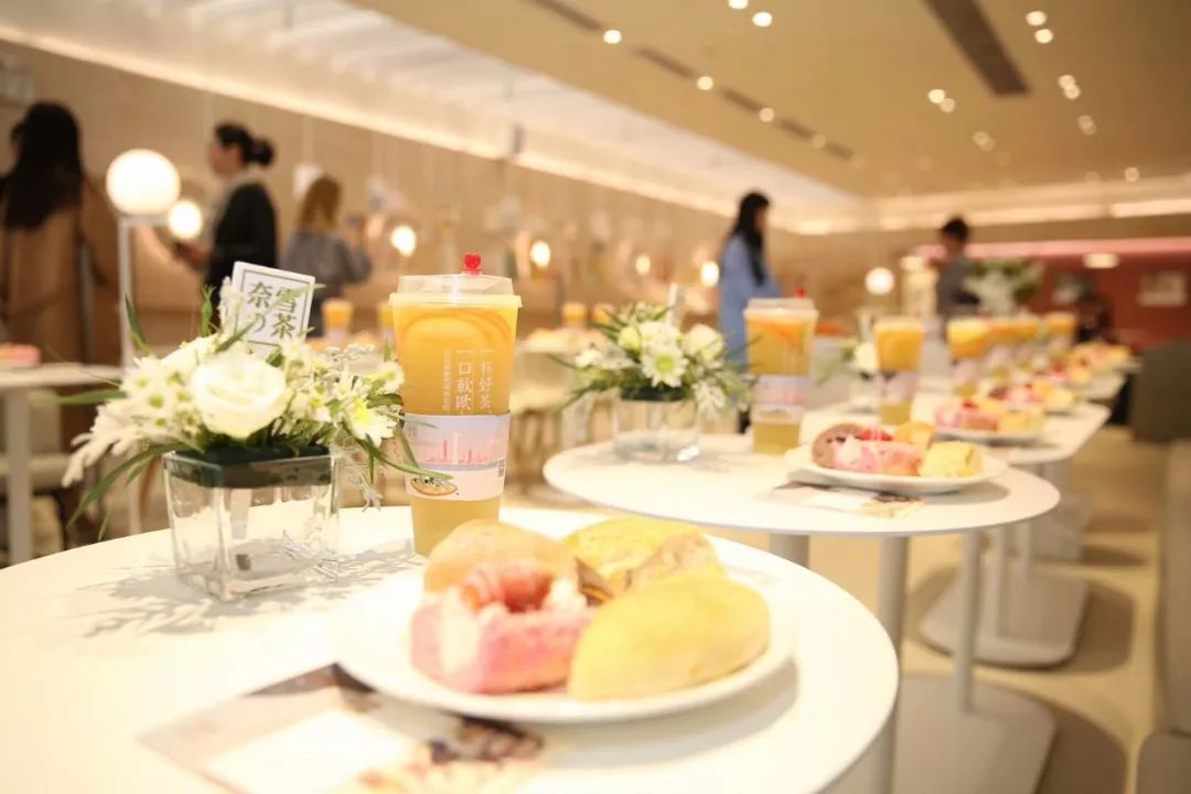 从奈雪姐妹品牌“台盖”闭店说起，刹车止损成了新茶饮必须要填的坑