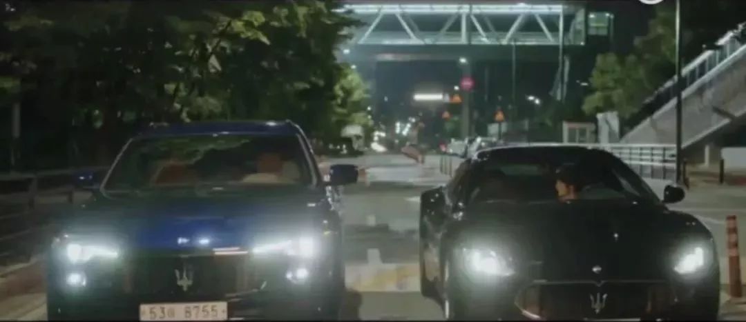 豆瓣8.7分下饭神剧,8.7分的神剧