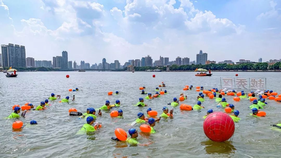广州体育广场一日游,广州体育中心有啥活动