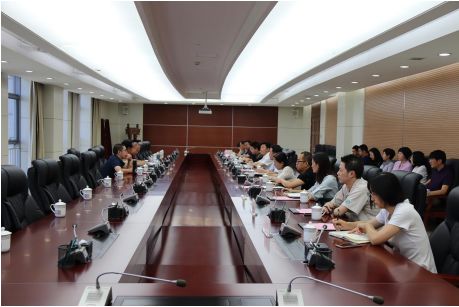 武清区人大常委会副主任李伯怀调研营商环境工作