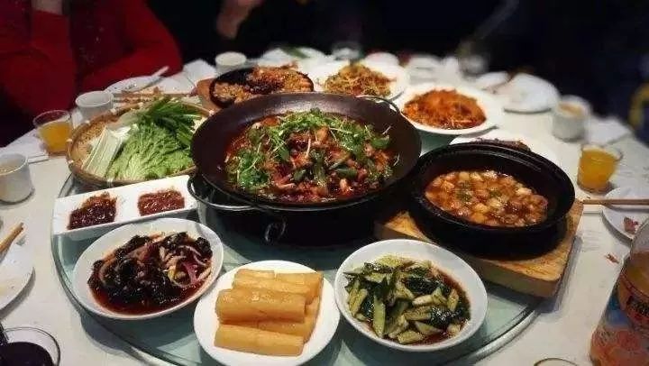 儿童黄曲霉素中毒,一家四口中毒死亡事件