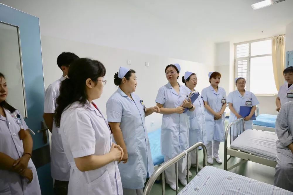 省精神卫生中心“心灵天使”的十二时辰