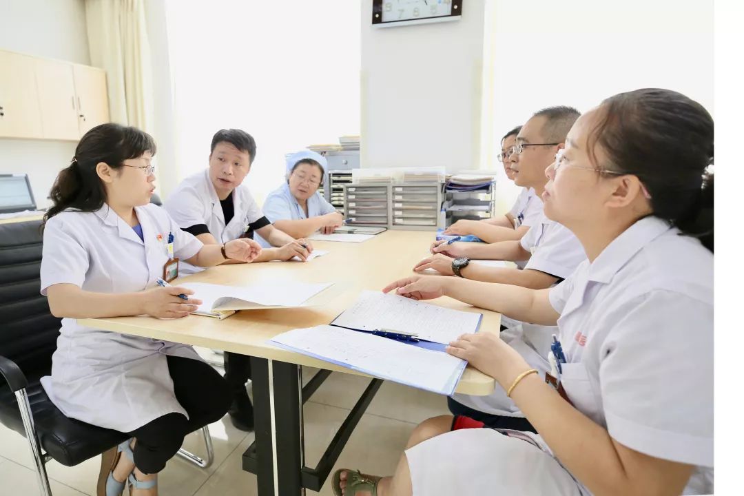 省精神卫生中心“心灵天使”的十二时辰