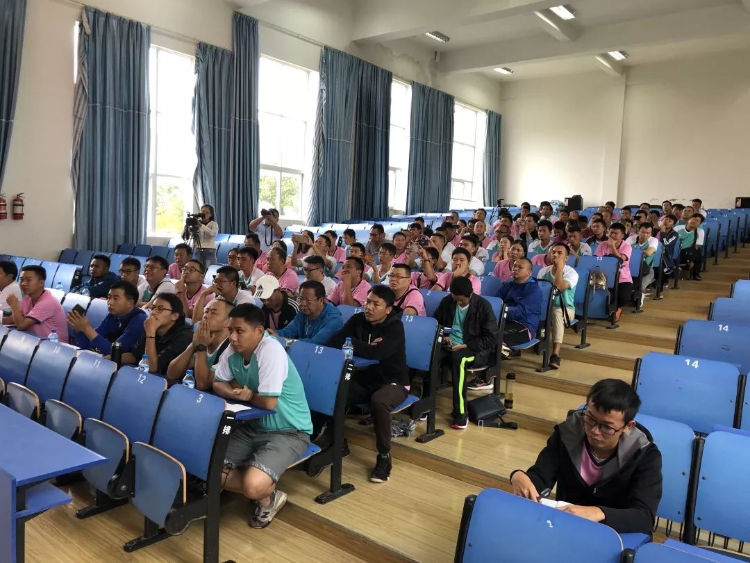 全国青少年校园足球师资培训开班,云南省青少年足球培训