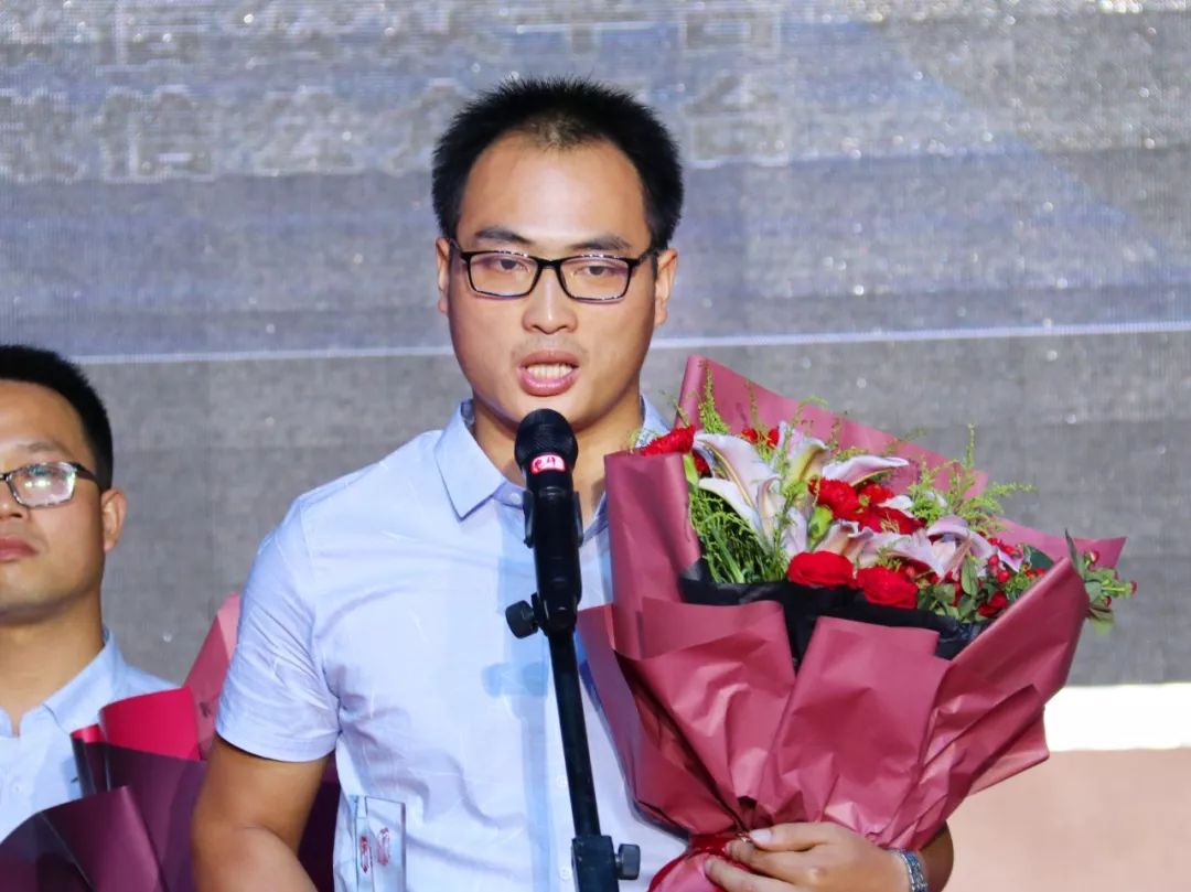 优秀教师奖励名单河南,河南教师获奖微课