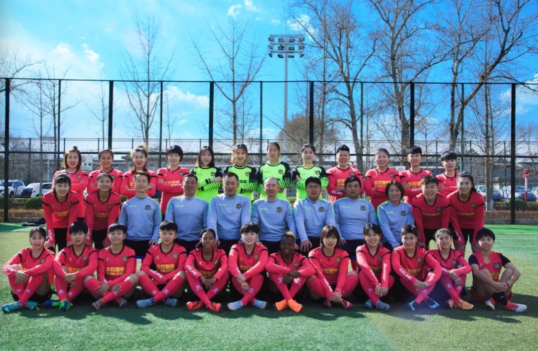 【聚焦】一线俱乐部,顶尖球星!8月,把你的目光聚焦黄石奥体中心!