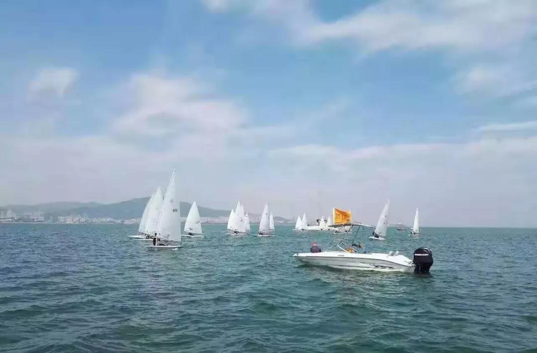 对烟台人来说,不洗海澡(xiajiaozi)就不算过夏天