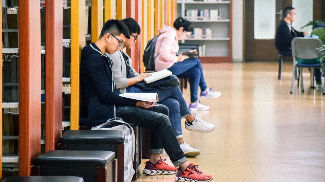 再见宜宾完整版,再见江小白歌曲