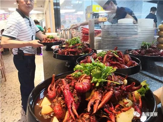 小龙虾冰啤酒的危害,小龙虾吃出问题真相