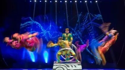 舞台演出怎么拍摄人像,舞台演出怎么拍照好看