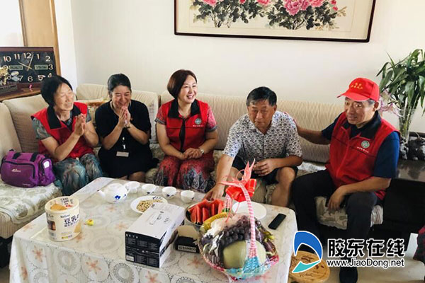 烟台华怡医学美容医院有限公司,美容养生公益活动爱心传递