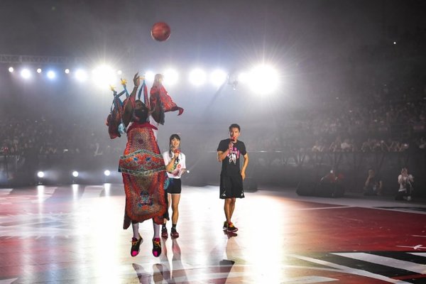 夏练国度2019博格巴,阿迪达斯新赛季比赛