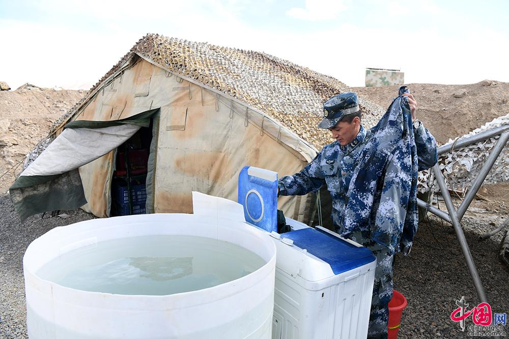 “生命禁区”的雷达兵