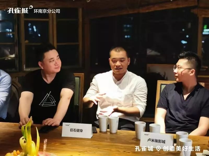 被戛纳提名的这个神秘大佬，居然又来玩跨界了