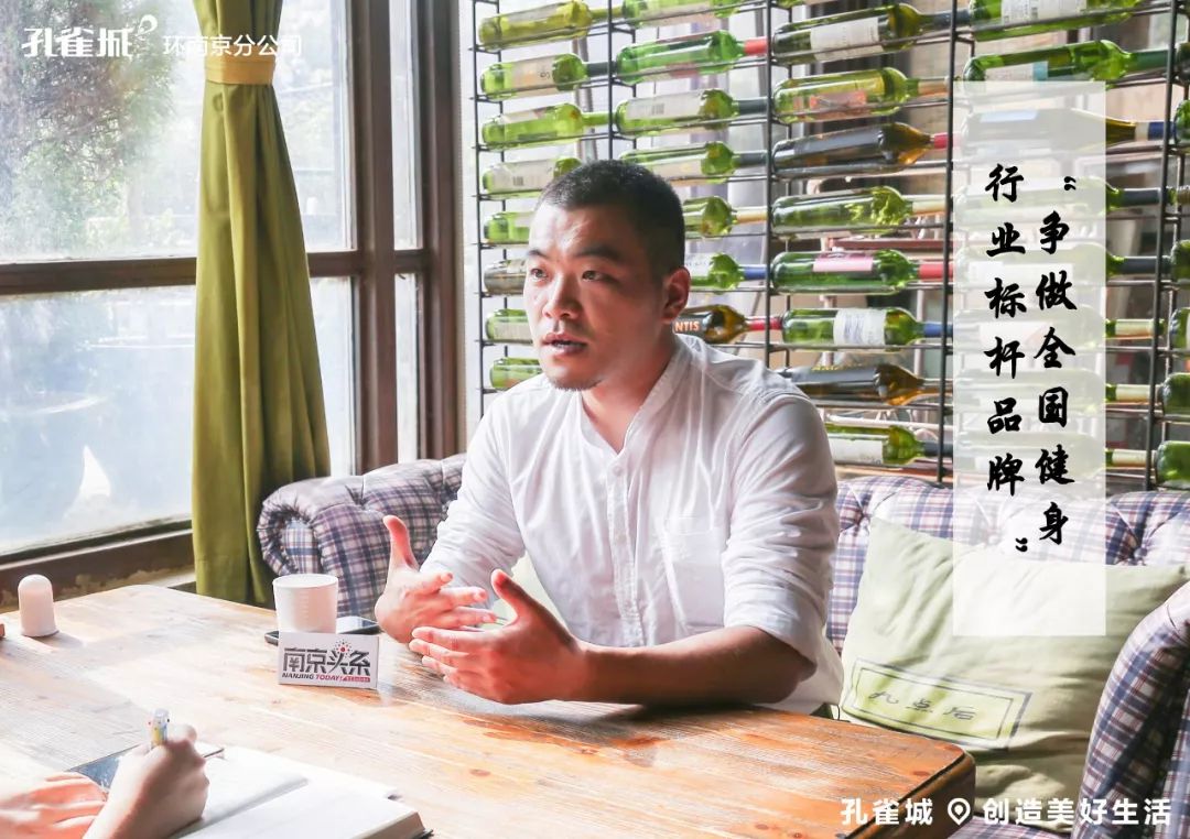 被戛纳提名的这个神秘大佬，居然又来玩跨界了