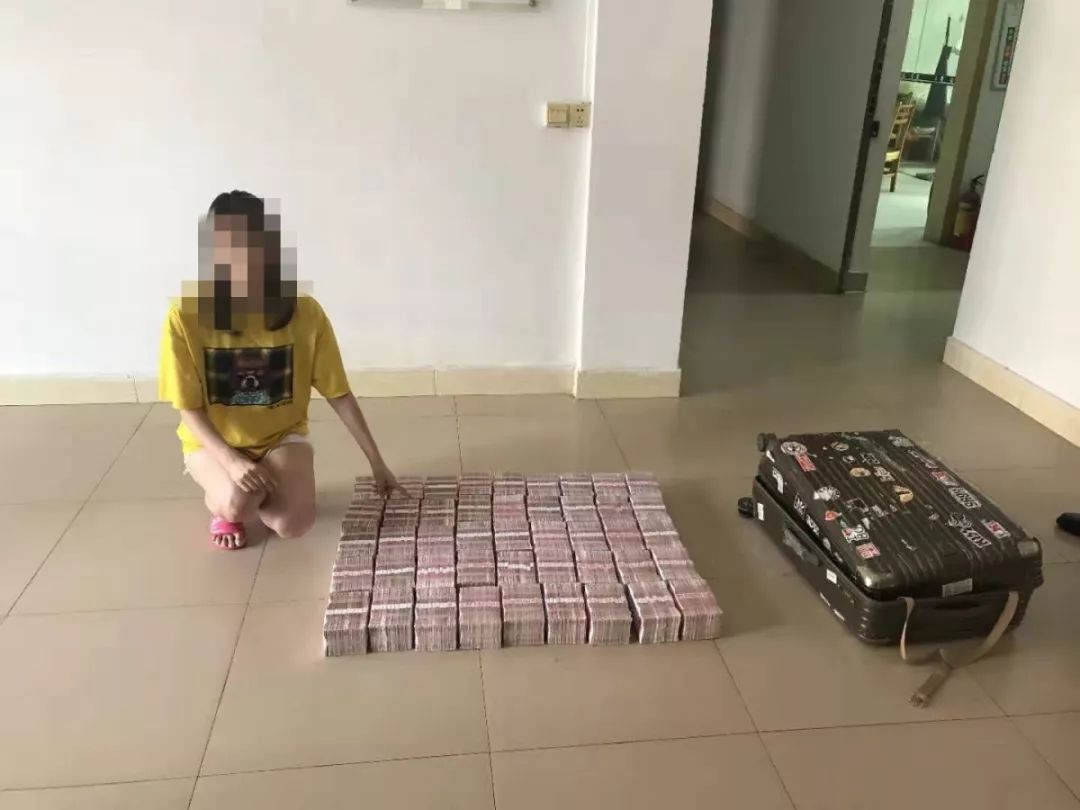 鐚庡ご涓汉淇℃伅璇堥獥,鐚庡ご楠楃畝鍘嗗拰鐓х墖