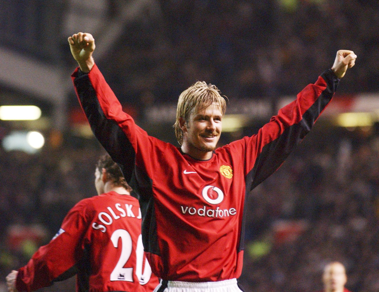 前曼联球衣管理员：踢桑德兰更衣室天花板漏下粪便，贝巴快发疯了