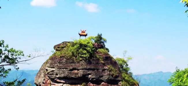 跟着李白游黄鹤楼,跟着李白游