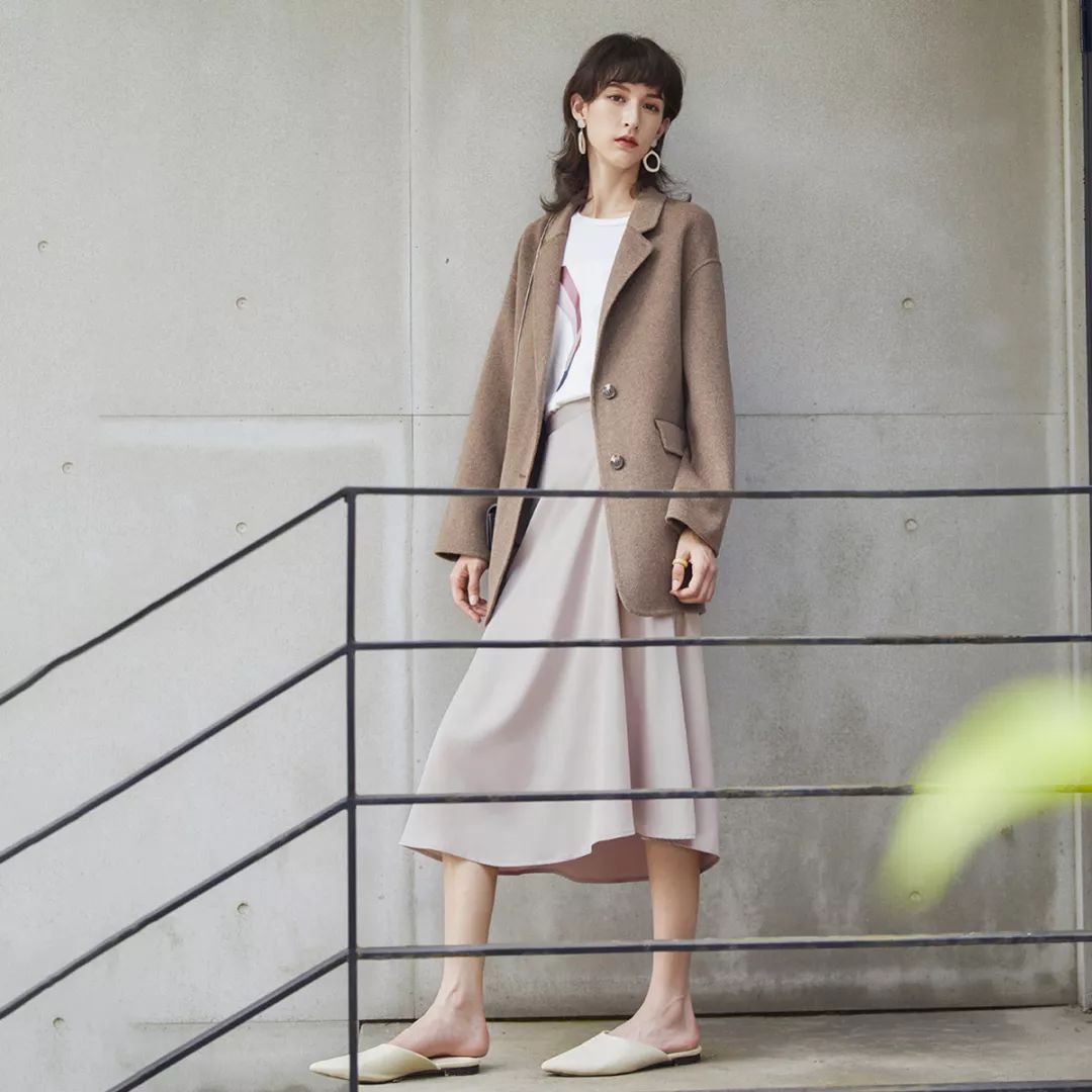 收入普通又爱美的女孩子，可以买什么牌子的衣服？