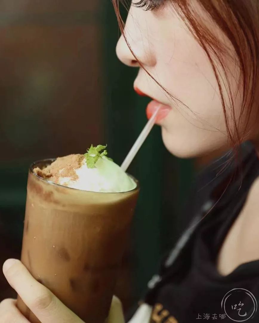 5.8折！99年开的「不夜城餐厅」，90%老上海人都吃过の档口变潮了…