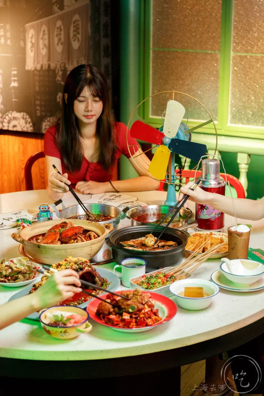 5.8折！99年开的「不夜城餐厅」，90%老上海人都吃过の档口变潮了…