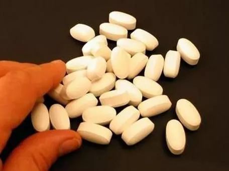 脱发自救指南,你的脱发自救指南建议耐心看完