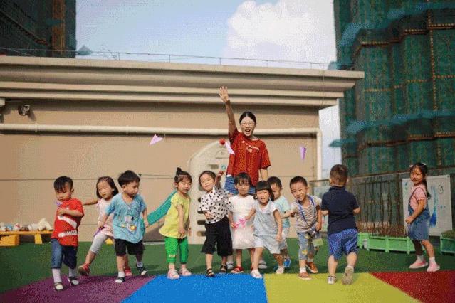 给孩子选了一家非常不错的幼儿园,十大顶级幼儿园