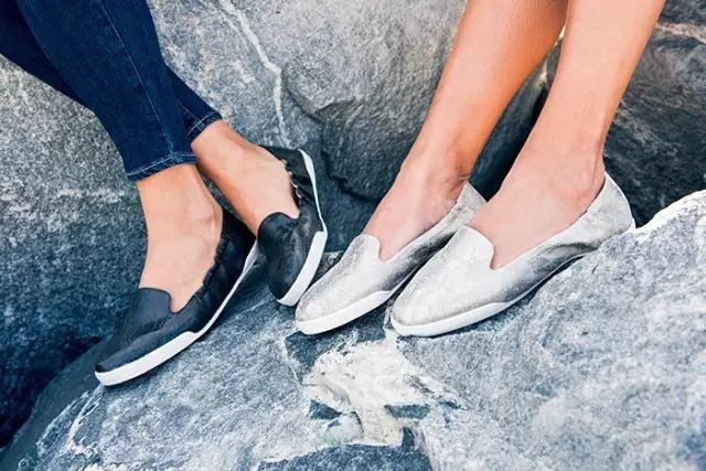 超柔软舒适的平底鞋,轻便透气的平底鞋