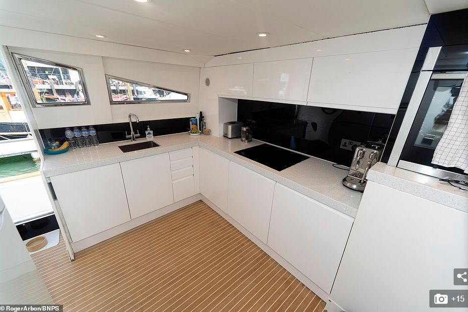 爱马仕游艇最新价格,爱马仕6万左右的游艇