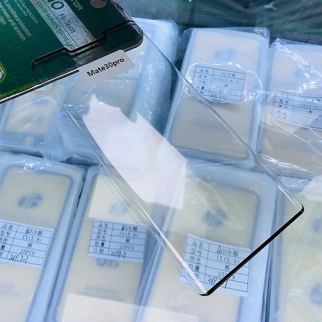 华为mate30pro钢化膜,华为mate30pro水凝膜值得买吗