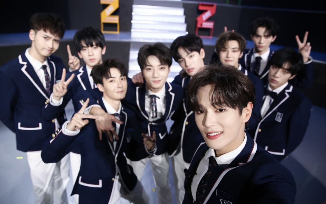 偶像练习生分组的衣服,偶像练习生团服