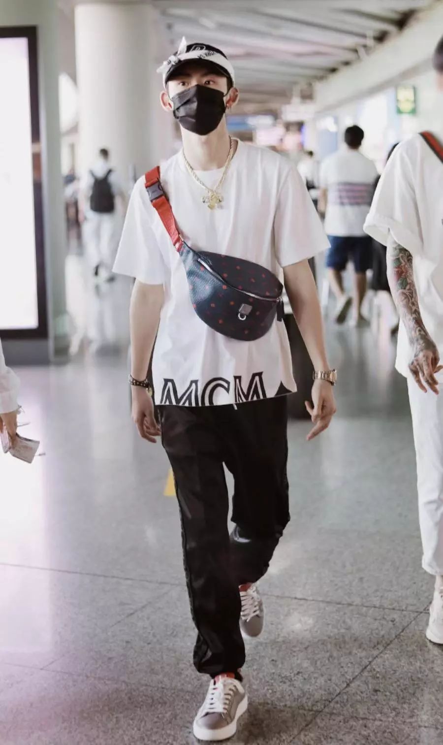 偶像练习生分组的衣服,偶像练习生团服