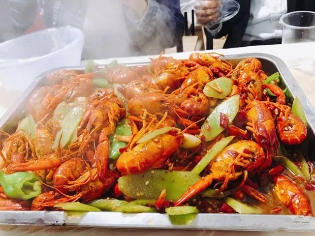 地铁三号线沿途美食攻略,24个地铁口必吃的美食