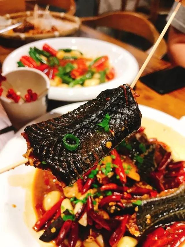 地铁三号线沿途美食攻略,24个地铁口必吃的美食