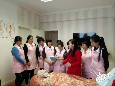 怎么挑月嫂比较合适,挑月嫂