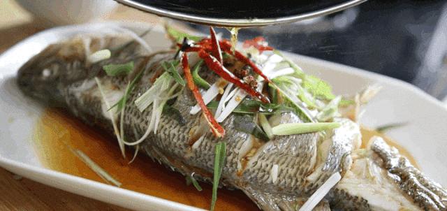 卫生间里撒把盐一年能省不少钱,卫生间放把盐能省好几百