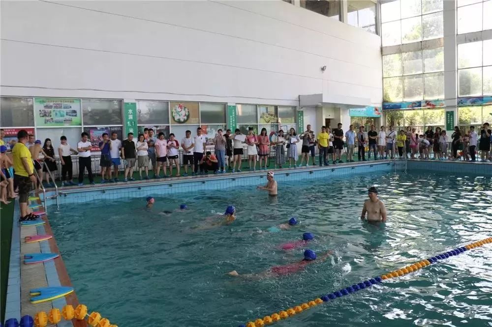 假期游夏令营,夏令营不玩手机