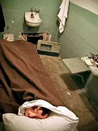 来自90年的越狱题材电影,各种越狱电影真实事件改编