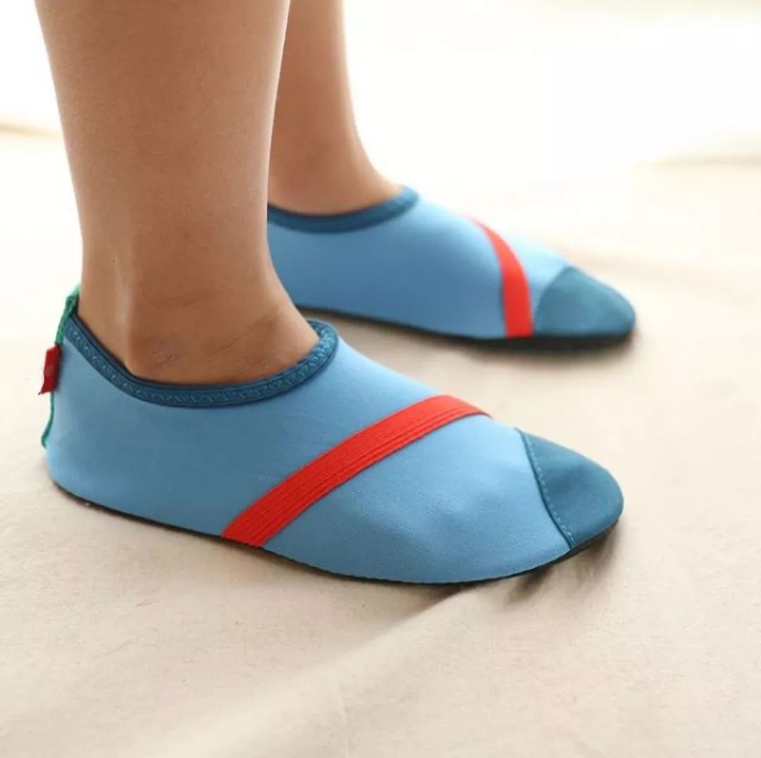 小白鞋不累脚推荐旅游必备,出行旅游必备用品