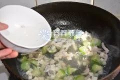 丝瓜豆腐汤的做法哺乳期,海带丝瓜豆腐汤家常做法