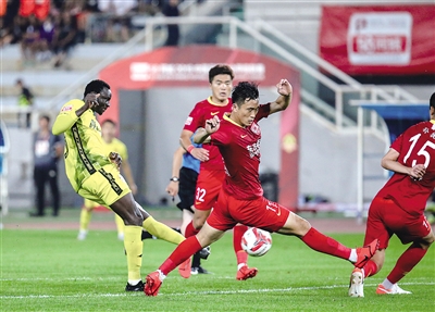 长春亚泰4比1战胜广州城,长春亚泰1比0北京