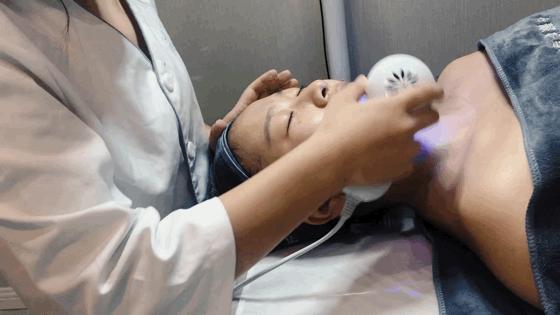 长见识了,西安这店只让脸大的妹子进?