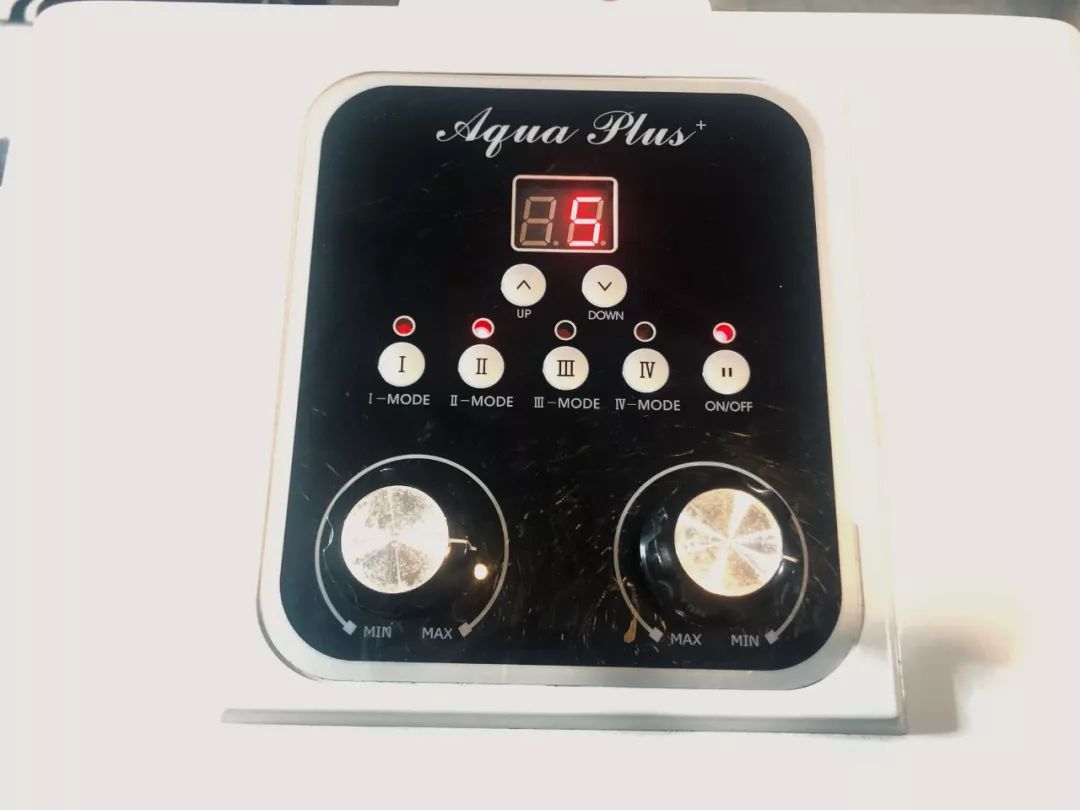 长见识了,西安这店只让脸大的妹子进?