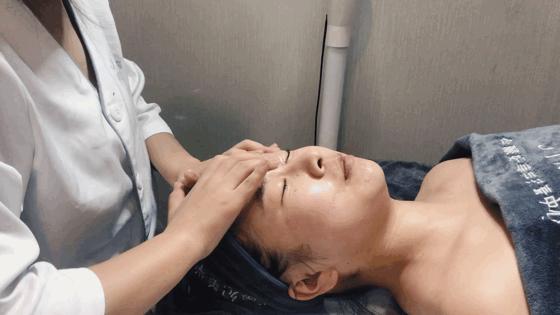 长见识了,西安这店只让脸大的妹子进?